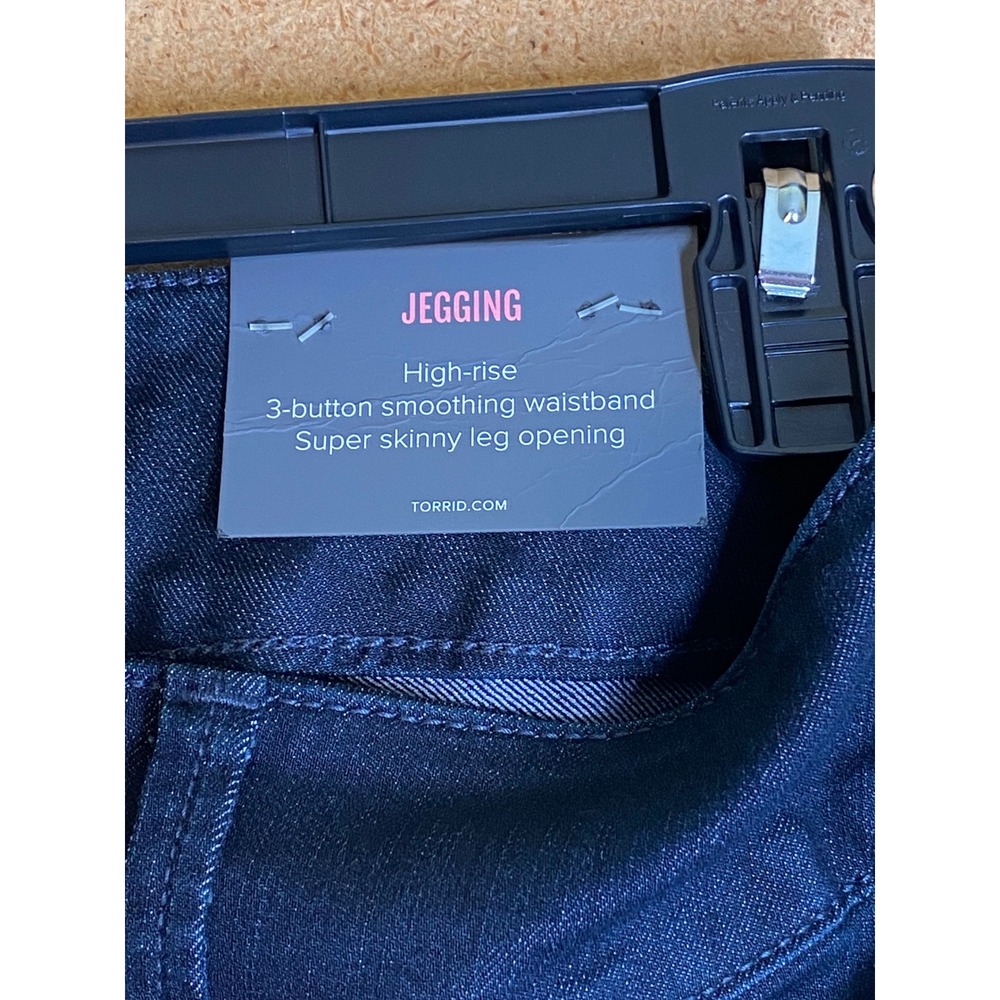 Torrid Rinse Jegging S High Rise 3-Button Super Skinny Dark Wash Jeans 12S NEW - Picture 5 of 8